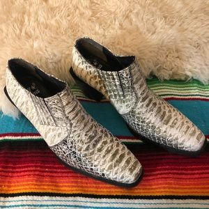Tony Lama faux Snake Skin Booties